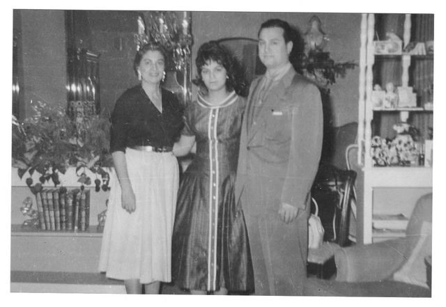 Carole Scaldeferri with her parents
