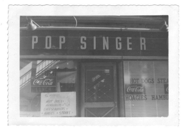 Pop Singer's Drug Store/Fountain